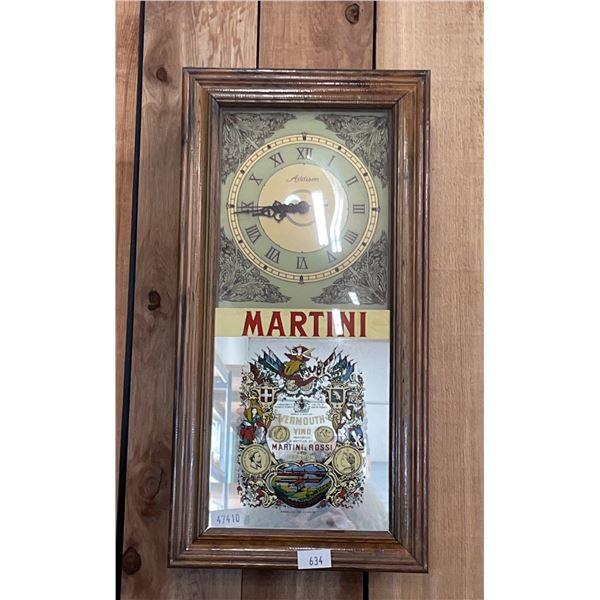 VINTAGE MARTINI ADVERTISEMENT CLOCK