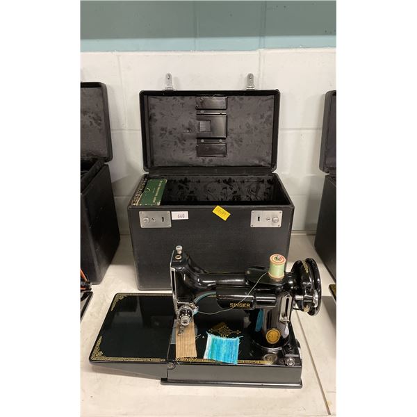 SINGER FEATHERWEIGHT 221 CAJ6-8 SEWING MACHINE WITH POWER CORD, HAND CONTROL & CASE