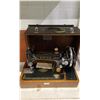 Image 1 : HAND OPERATED SINGER SEWING MACHINE WITH CASE
