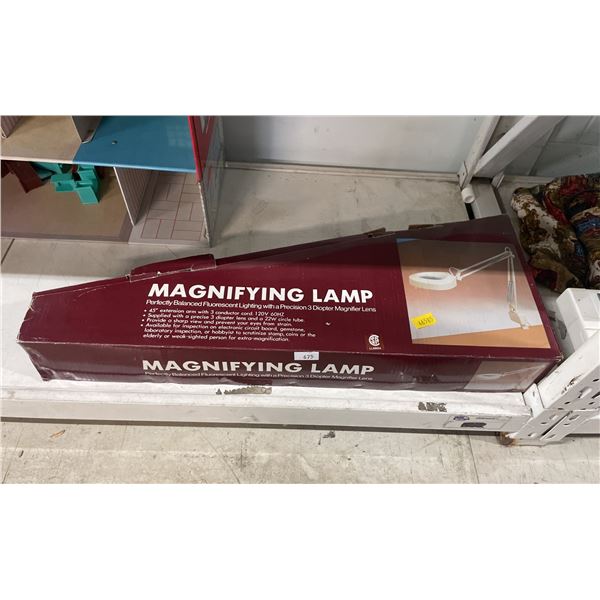 MAGNIFYING LAMP WITH 45" EXTENSION ARM