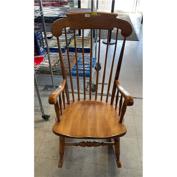 WOODEN ROCKING CHAIR