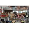 Image 1 : SHELF OF VARIOUS STUFFED BEARS