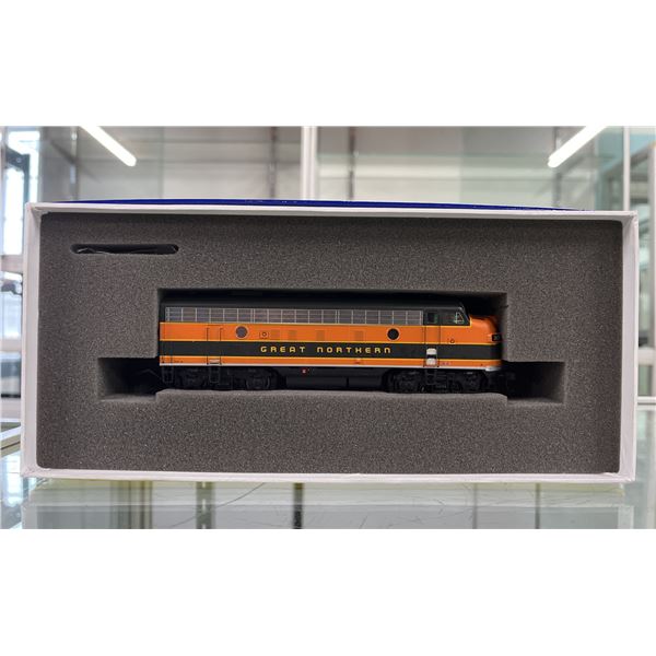 GENESIS BY ATHEARN GREAT NORTHERN F7A HO SCALE MODEL TRAIN
