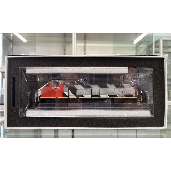 GENESIS BY ATHEARN CANADIAN NATIONAL HO SCALE MODEL TRAIN *WITH SOUND*