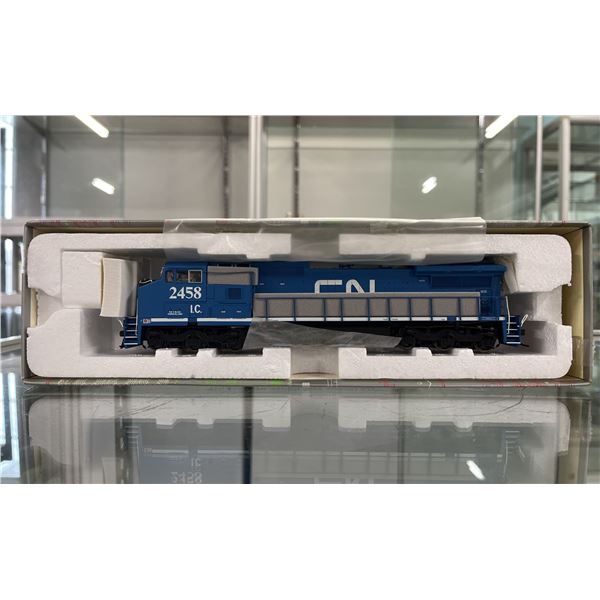 ATLAS MASTER LOCOMOTIVE SERIES CANADIAN NATIONAL DASH 8-40CW LOCOMOTIVE HO SCALE MODEL TRAIN
