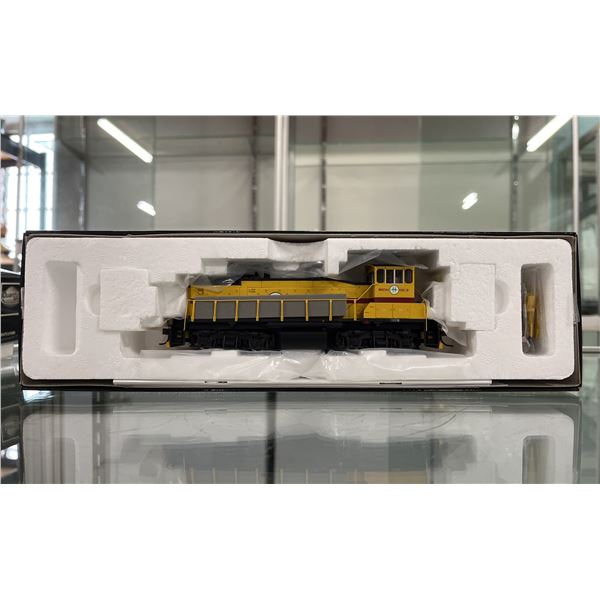 ATLAS BC HYDRO MP-15DC LOCOMOTIVE HO SCALE MODEL TRAIN *QSI SOUND - WORKS WITH DC & DCC*