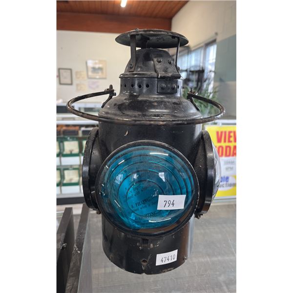 VINTAGE PIPER MONTREAL CNR RAILROAD LANTERN *ONE LENSE MISSING*
