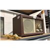 Image 2 : ANTIQUE AUDIOTRONICS 222 RADIO