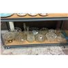Image 1 : SHELF OF ASSORTED CRYSTALWARE & GLASSWARE
