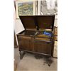 Image 1 : ANTIQUE VICTROLA HAND CRANK TURNTABLE CABINET 37" X 20" X 35"