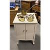 Image 1 : 2-DOOR CABINET 20.5" X 22" X 31" (CONTENTS NOT INCLUDED)