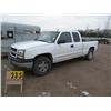 Image 1 : 2003 Chev 1/2 ton