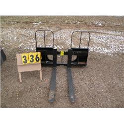 walk thru pallet forks 40"