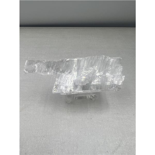 3.4 INCH SELENITE CLEAR ROUGH