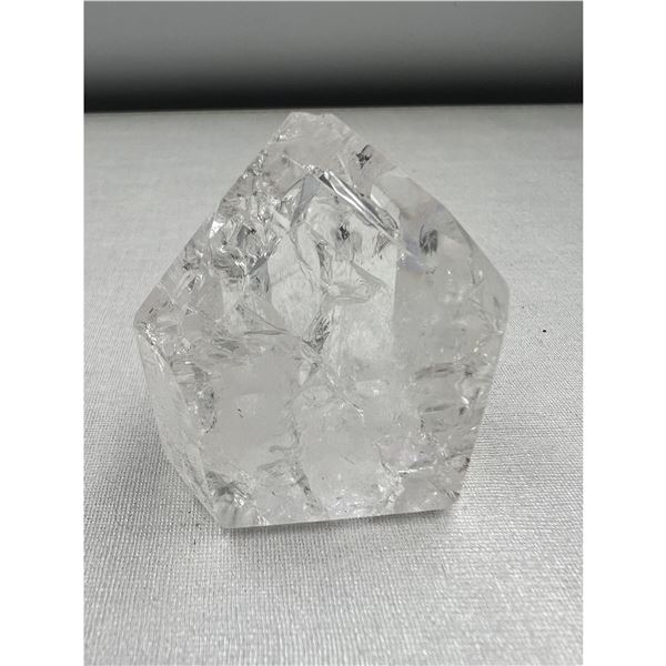 1.7 INCH CLEAR QUARTZ POINT POLISHED