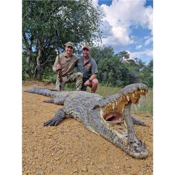 5-night/4-hunting day Crocodile Safari for 1 hunter and 1 observer