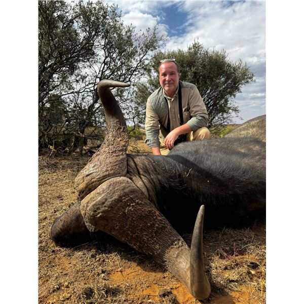 7-Day Cow Cape Buffalo for 1 hunter
