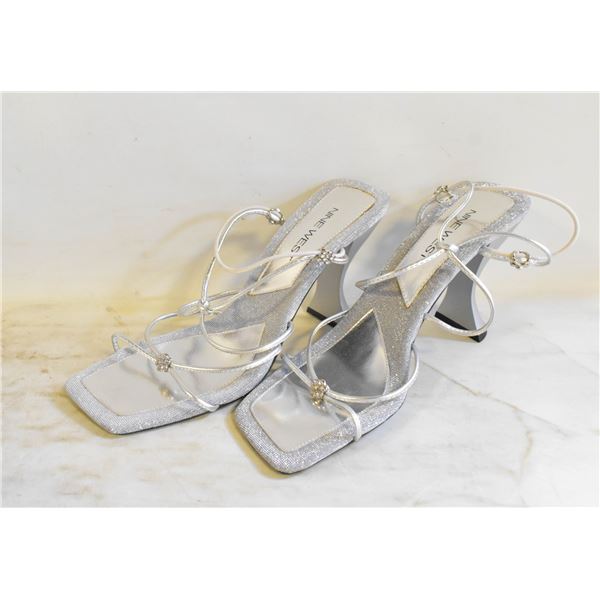 NEW NINE WEST LADIES SHOES SILVER SZ 7