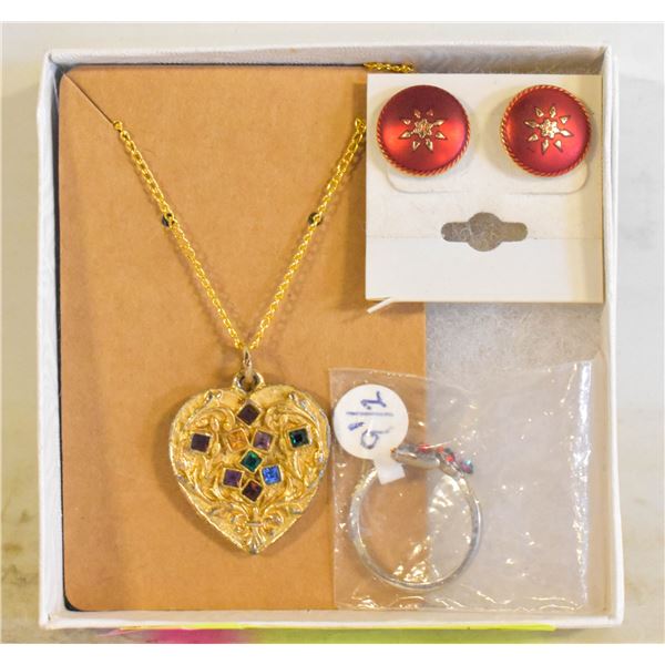 4 PIECES OF JEWELRY – PENDANT, EARRINGS, RING