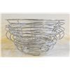 Image 1 : 5 SILVER METAL RESTAURANT STYLE BREAD BASKETS