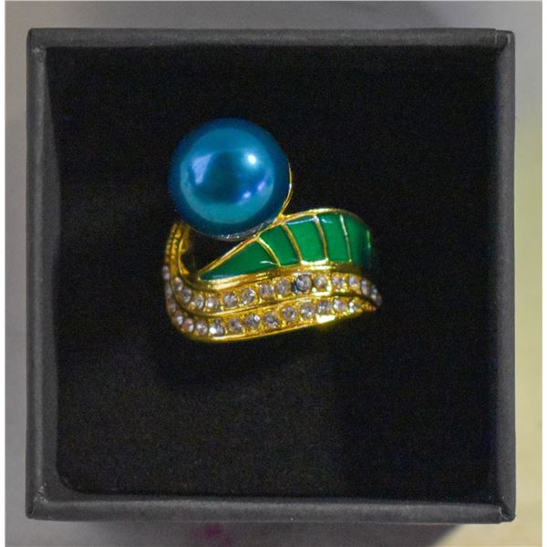 GREEN ENAMEL CLEAR CRYSTAL, GREEN FAUX PEARL