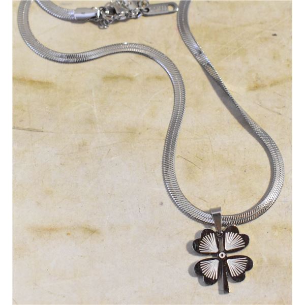 CELTICS IRISH SHAMROCK LUCKY FOUR-LEAF SHAPED