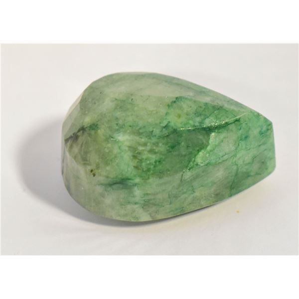 #9-NATURAL GREEN EMERALD STONE 235.5CT