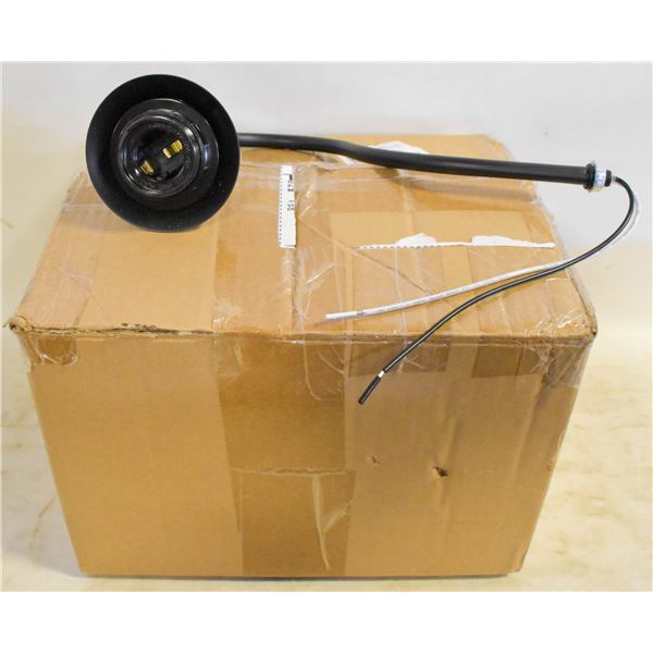 PAIR OF BLACK MOUNTED WALL LAMPS