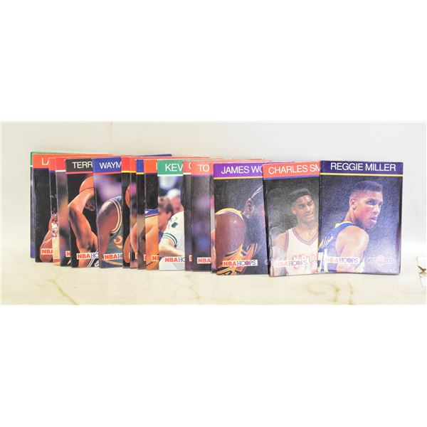 NBA HOOPS COLLECT A BOOKS 1990 BASKET BALL
