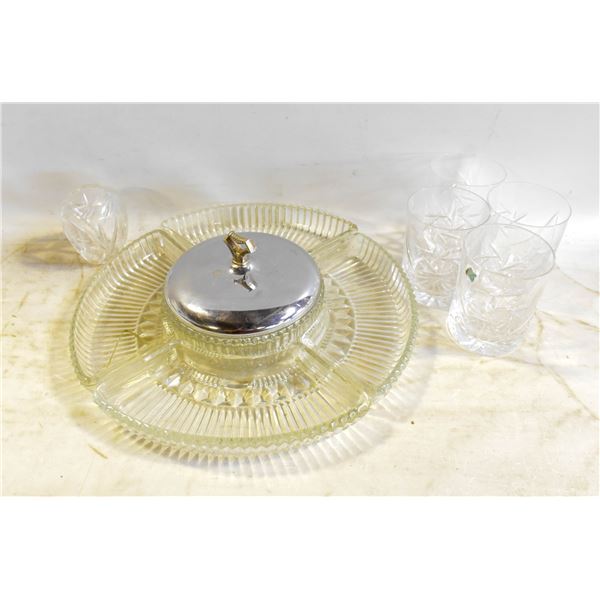 DIVIDED SERVING DISH WITH 4 GLASSES