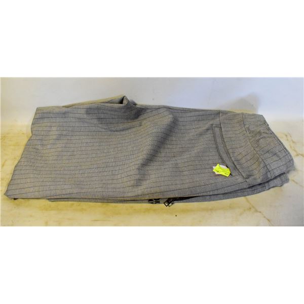 MENS LARGE DKNY PANTS