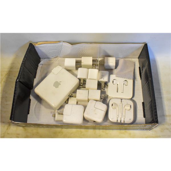 APPLE CHARGING BLOCKS, EARPHONES FLAT