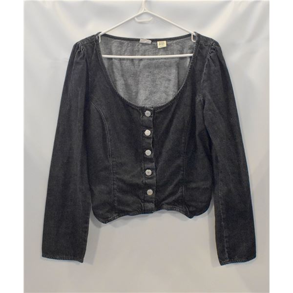 LADIES LEVIS XL JEAN SHIRT