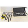 Image 1 : 2 NEW SCREW DRIVERS, 2 NEW PLIERS AND