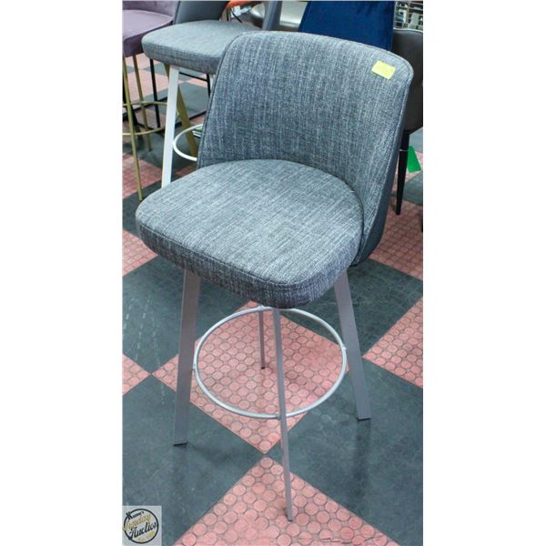 SHOWHOME FLOOR MODEL EVA BAR HEIGHT MODERN STOOL