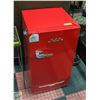 Image 1 : RCA RETRO RED BAR FRIDGE