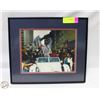 Image 1 : WAYNE GRETZKY HOISTING CUP 12.5" X 14.25"