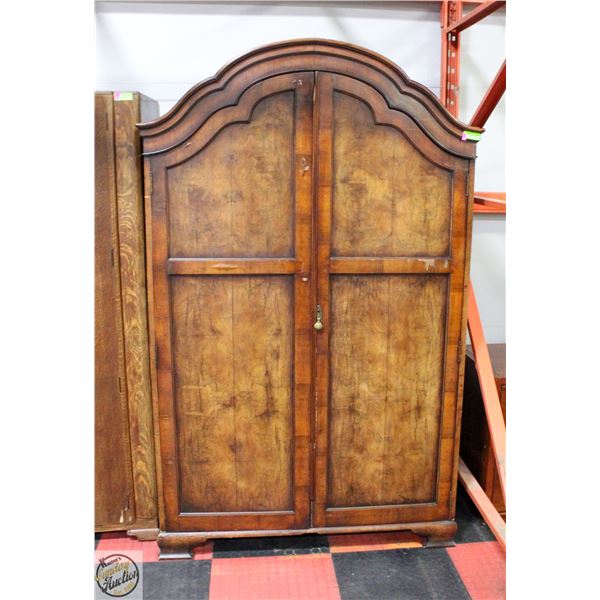 WOODTONE WORDROBE CABINET H-80" W-20" L-50"