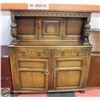 Image 1 : VINTAGE WOOD ORNATE SIDEBOARD WITH HUTCH