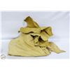 Image 1 : DEER HIDE MATERIAL
