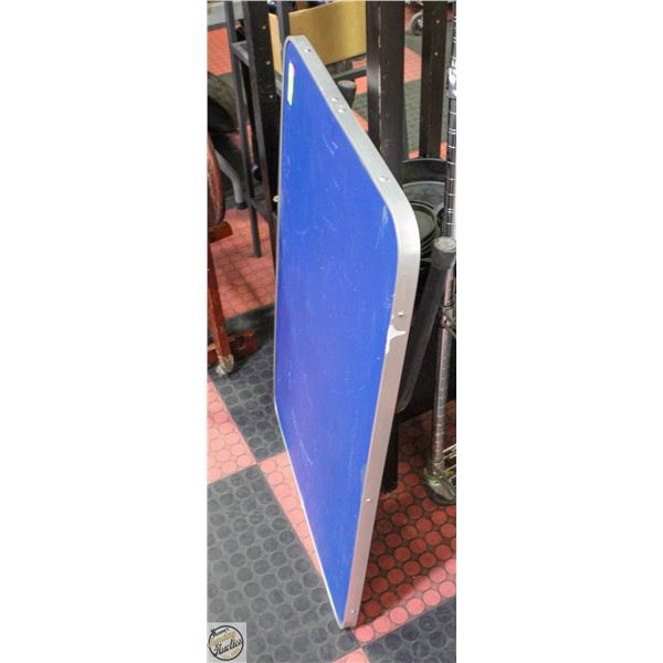 36" X 24" FOLDING DOG GROOMING TABLE