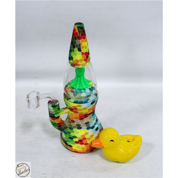 BOX WITH YELLOW CERAMIC DUCK PIPE AND