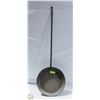 Image 1 : LONG HANDLED COOKING PAN