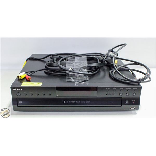 SONY VHS/DVD PLAYER MODEL CDP-CE500 WITH REMOTE