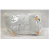 Image 1 : UNCLAIMED FREIGHT: HAPPY PLUSH COW BLANKET 2 IN 1