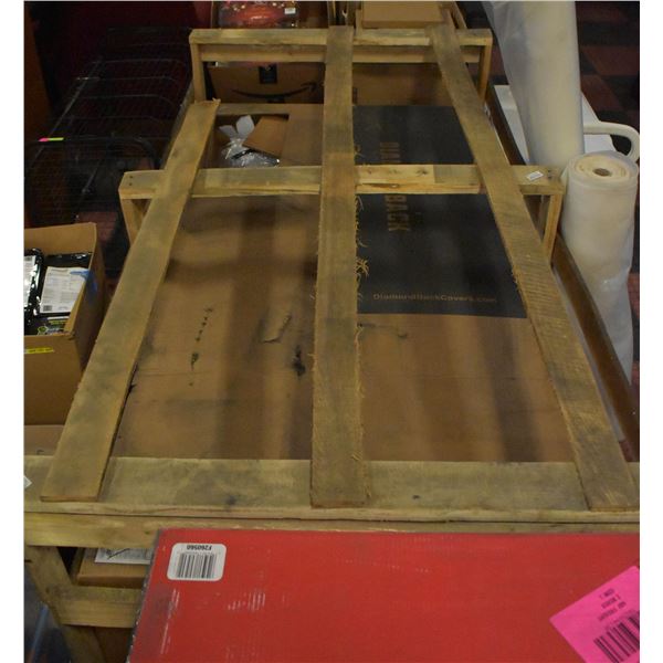 UNCLAIMED FREIGHT: DIAMONDBACK TONNEAU COVER