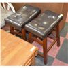 Image 1 : PAIR OF PLEATHER BAR STOOLS 24"