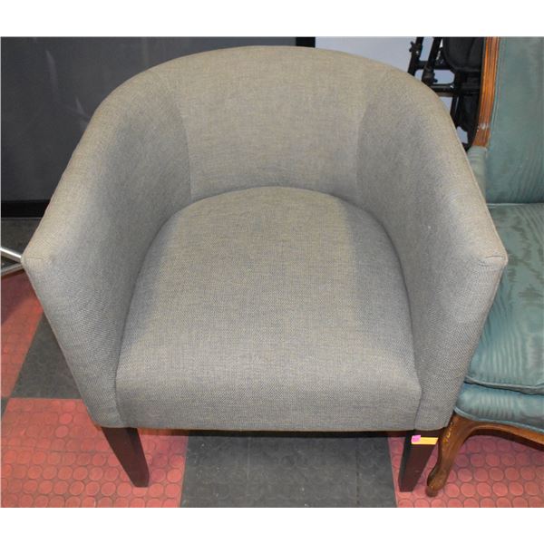 GRAY BARREL ACCENT CHAIR