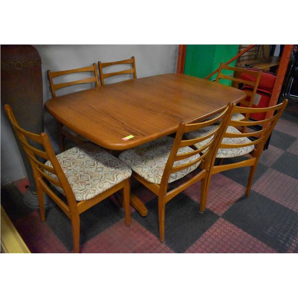 KITCHEN TABLE AND 5 CHAIRS WOOD