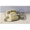 Image 1 : VINTAGE ROTARY TELEPHONE